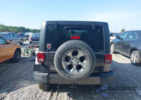 2016 Jeep Wrangler Unlimited Sahara из США, поврежденный, VIN 1C4BJWEG0GL249146